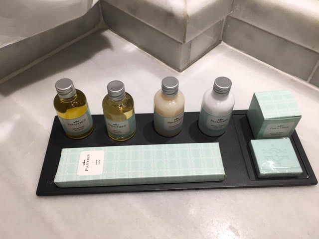 Paradors have great travel size sets of shampoo, shower gel, conditioner, lotion, showercap, comb and a soap. 