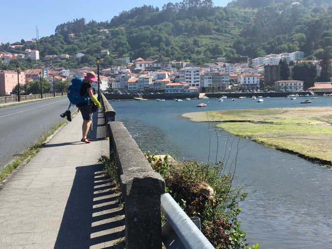 Crossing bridge to Pontedeume