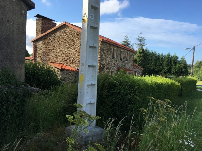 Sometimes arrows are painted on power poles